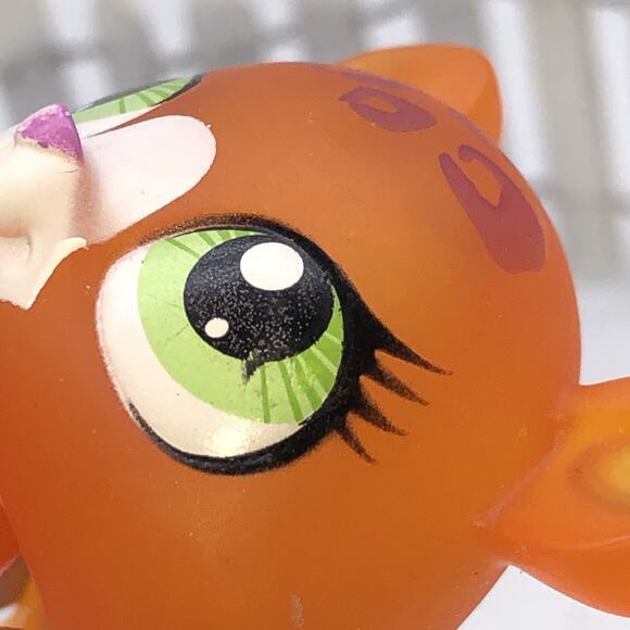 Littlest Pet Shop LPS Colorfully Sweet Collection #3187 Leopard - Picture 3 of 4